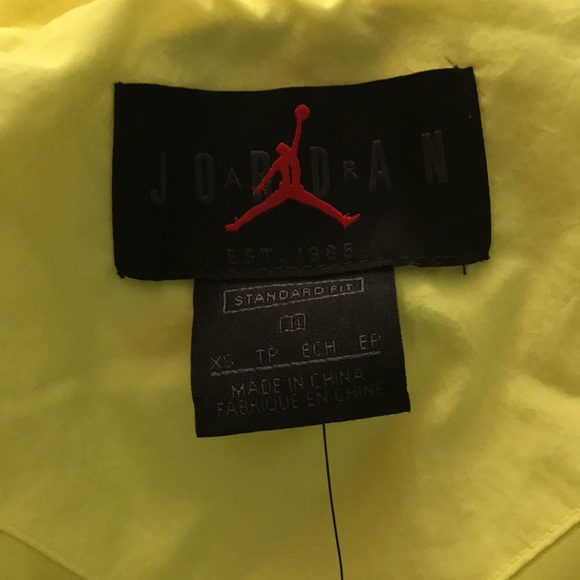 Jordan Down Filled Puffer Parka Jacket Lemon/Neon size XS NWT - Picture 12 of 16